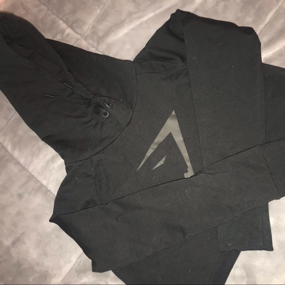 gymshark crop hoodie